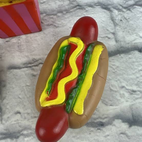 Hot Dog Şekilli Sesli Köpek Oyuncağı (13 cm)