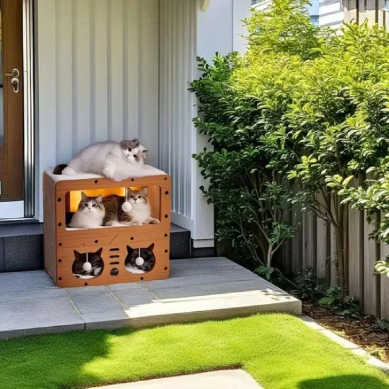 İki Katlı Tırmalamalı Ahşap Kedi Oyun Evi