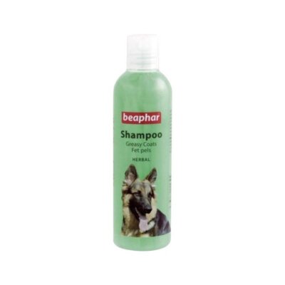 Beaphar Yağlı Ciltlere Bitkisel Köpek Şampuanı (250 ml)